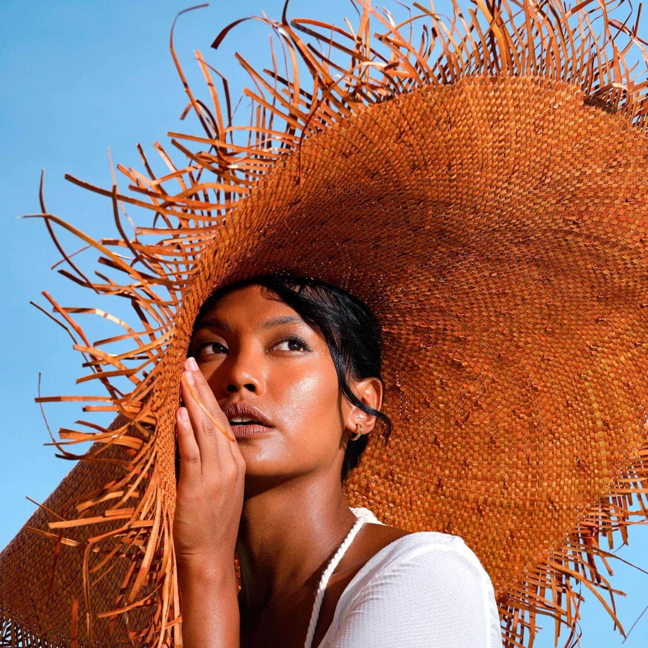 AMORA Oversized Frayed Straw Hat In Burnt Caramel Sun Hats