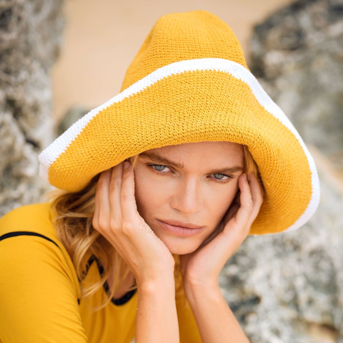 Bloom Crochet Cotton Hat In Yellow/White