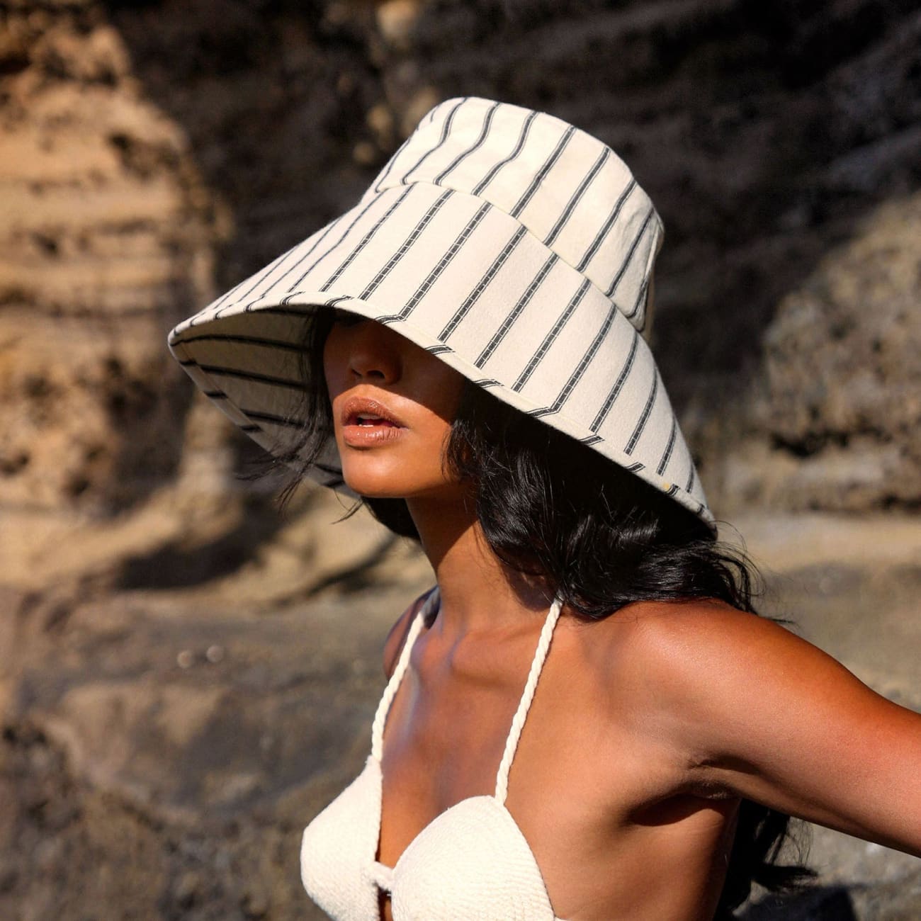 Harper Striped Wide Brim Cotton Hat In Black/Off White