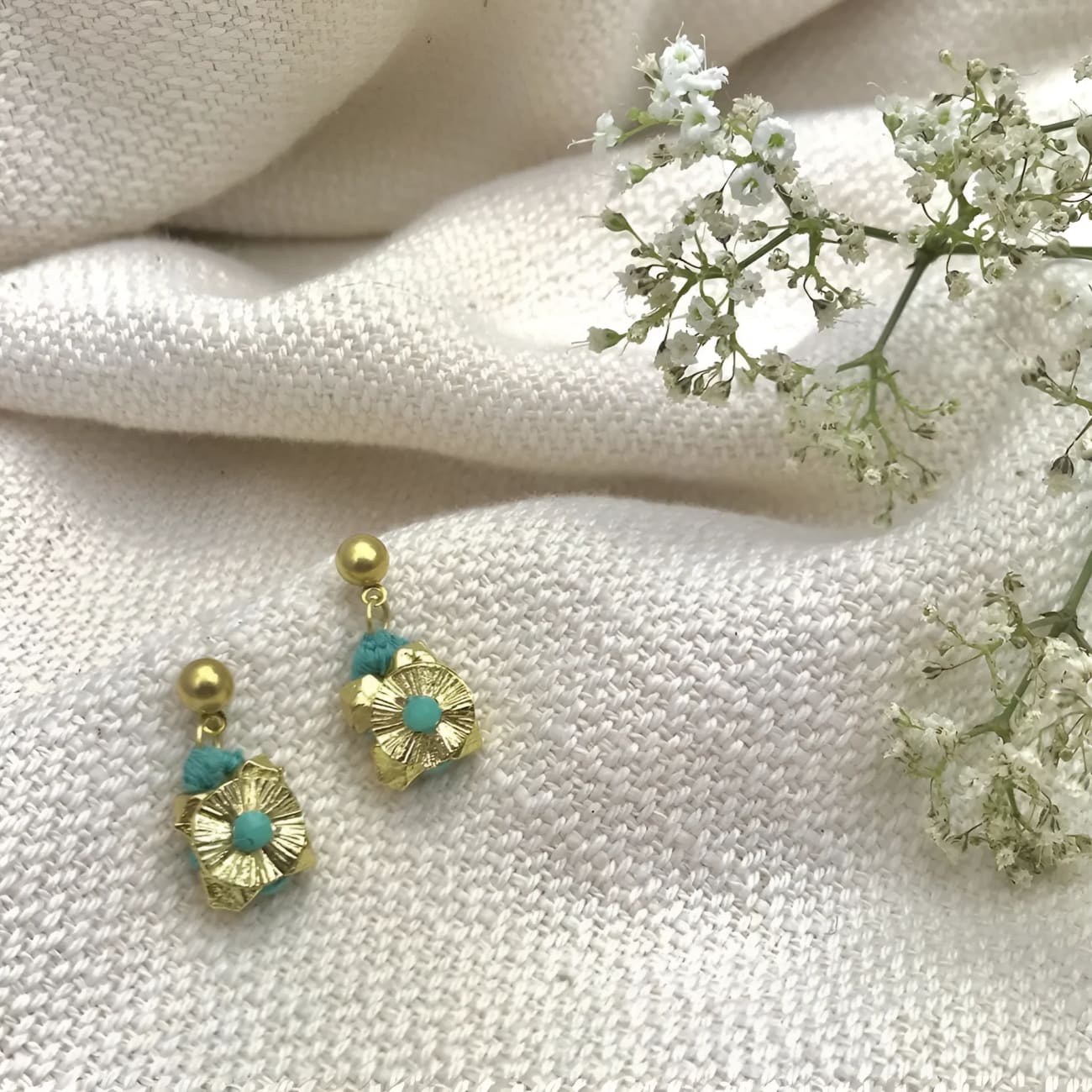 Keya Flower Earrings - Mint