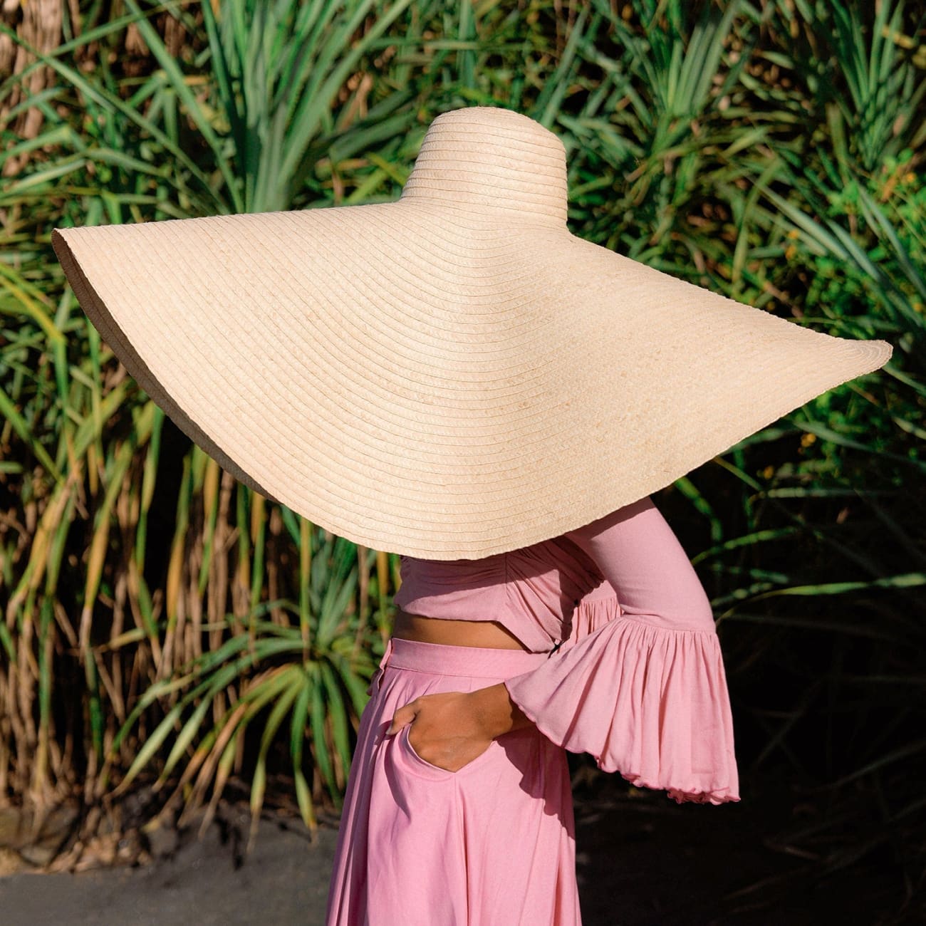 Solana Oversized Straw Hat In Natural/Beige Sun Hats