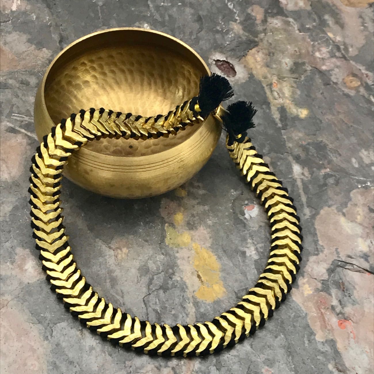 Temple Collar Necklace - M/L / Black - Necklaces