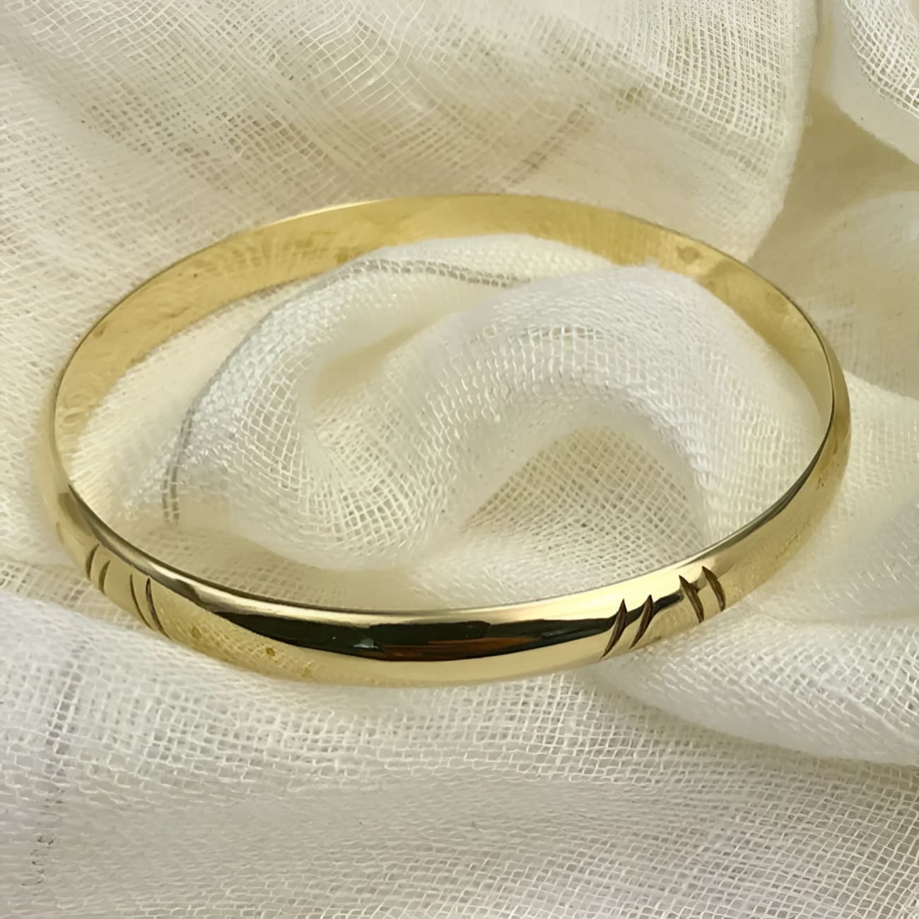 Carved Bombshell Bangle - Bracelets