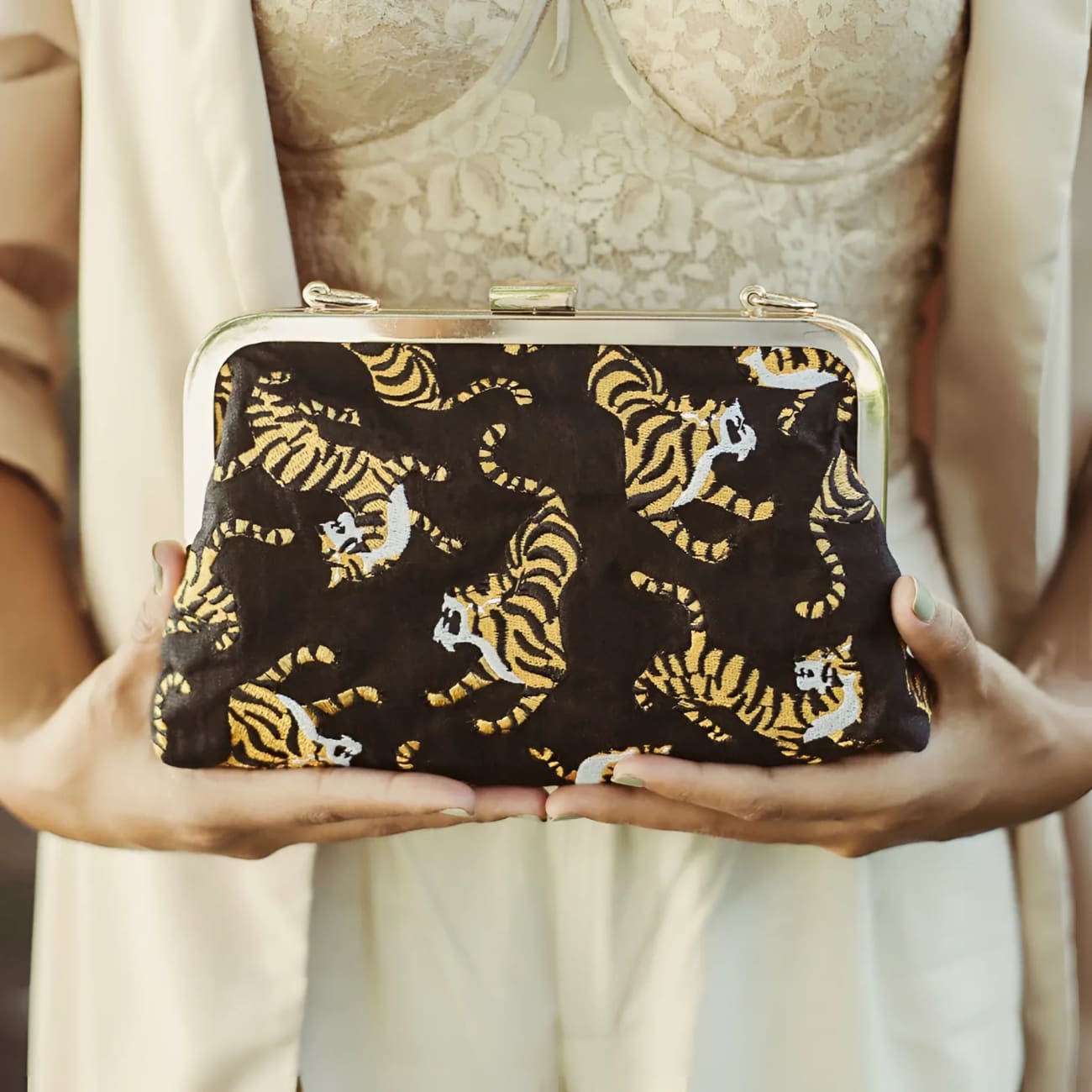 Sumatran Tiger Linen Clutch-Black - Clutches